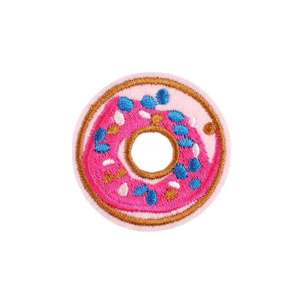 30 st blandade broderade tygmärken med hornmotiv