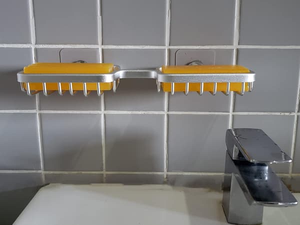 Matchende brusehylde, ingen boring, aluminium og plast, andre S