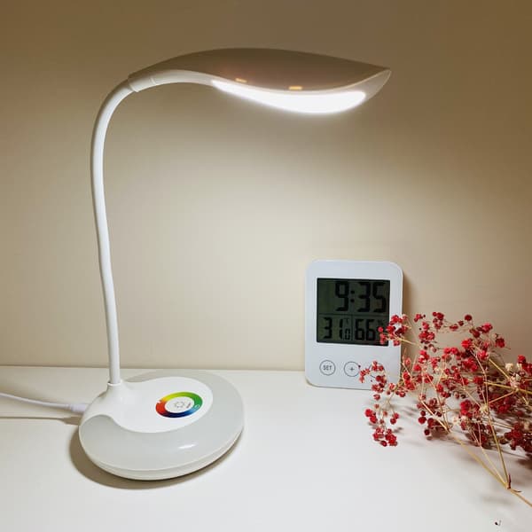 LED-lampe til øjenbeskyttelse - 3 lysstyrkeniveauer til læsning