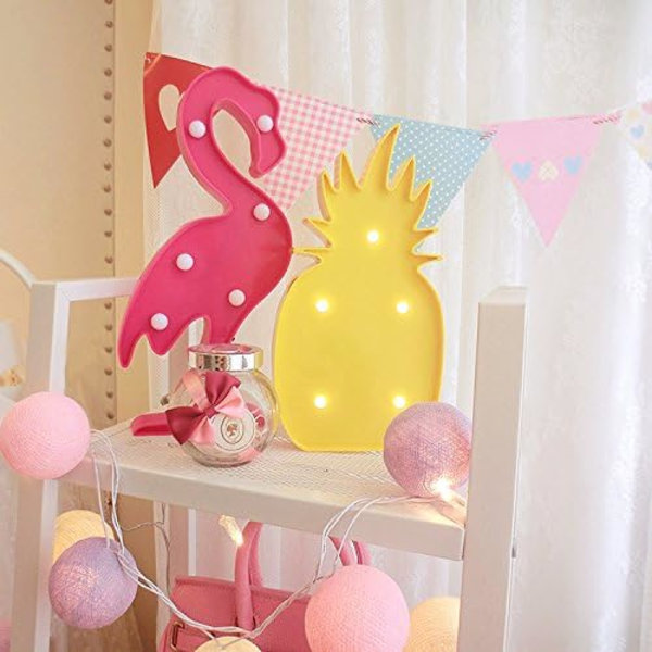 Flamingot ja ananakset -valot, trooppinen havaijilainen teemajuhla