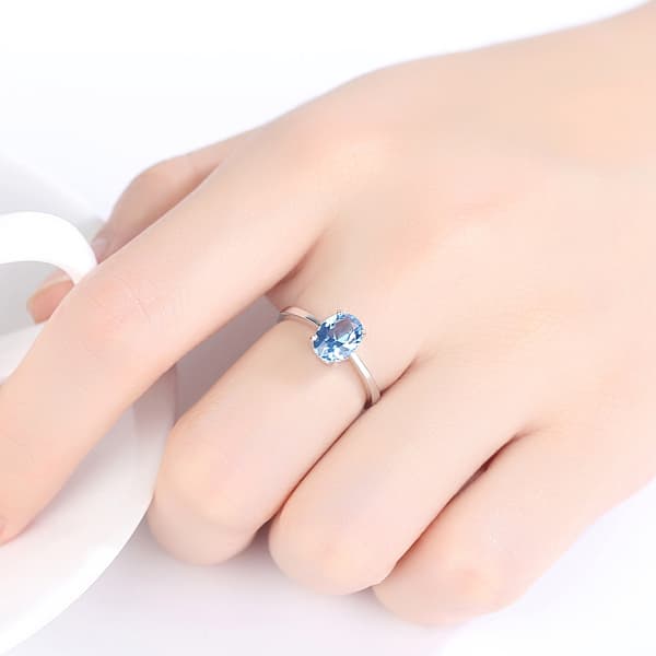 925 sterling sølv dueæg ring med himmelblå topas enkel mode
