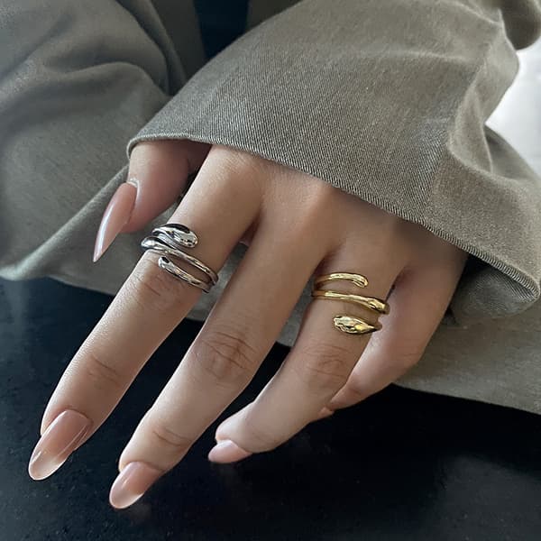 Åpen ring gullbelagt minimalistisk justerbar dråpeuttalelse Ri