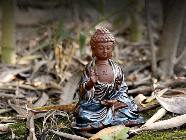 11,5 cm Buddha Have Statue til haven - Siddende Buddha Zen Have Statue A