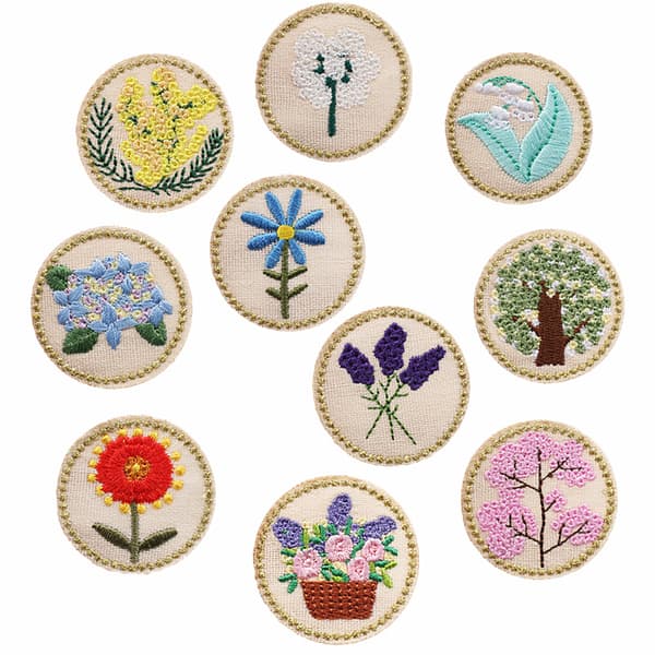 23 stk. Blomsterkurv broderet stofpatch til børnesko og H