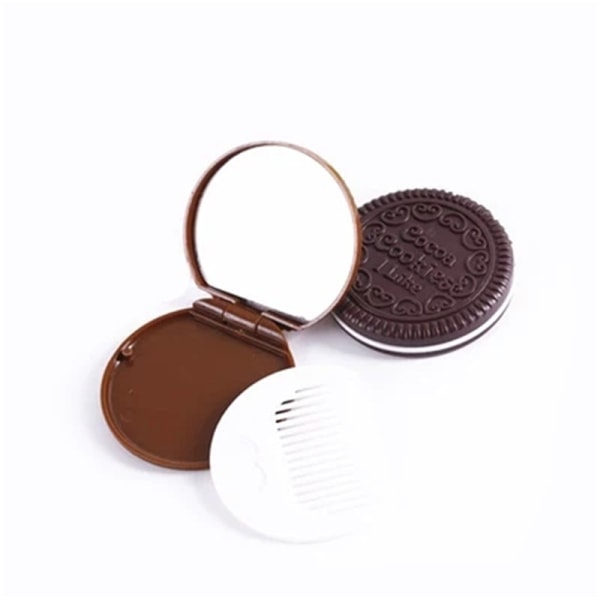 Pakkauksessa 2 Mini Pocket Chocolate Cookie -kompakti peili kampalla