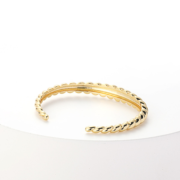 Guldpläterat kabelarmband | Lätt vardagssmycke