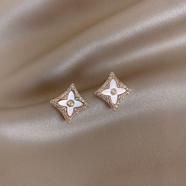 Modesmycken Micro-inlagd Zircon Star Small Stud Örhängen för