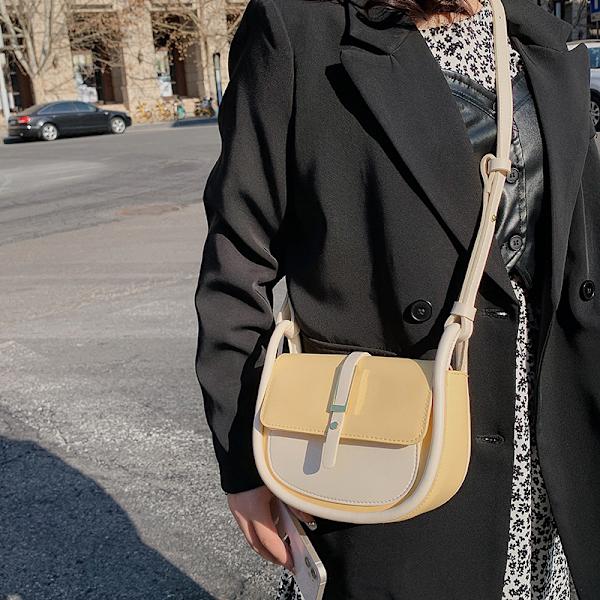 Sadel Kvinnor Axelväska Mode Designer PU Läder Crossbody B