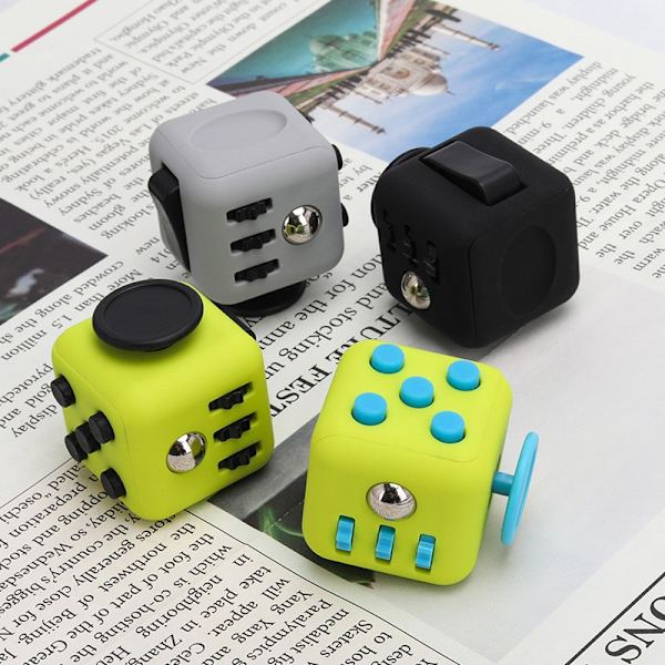 Fidget Cube anti stress leksak för att minska stress när nervös för alla