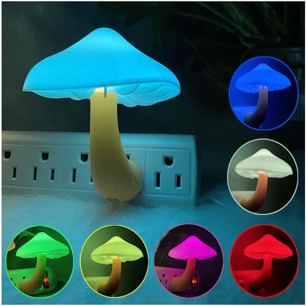 [1 Pakke] Plug-in LED Svampe Natlys med Dæmring til Daggry Sensor