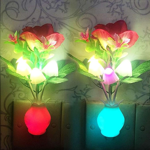 2 stk. Plug-in Blomster LED Svampe Natlampe med Skumring til