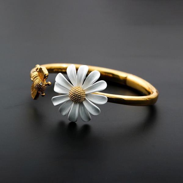 Kukka-rannekoru, Daisy-rannekoru, Kulta-rannekoru, Kukat ja mehiläiset,