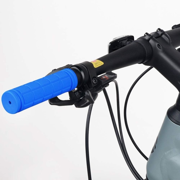 Ett par ergonomiska cykelhandtag i mjukt gummi (mörkblå)