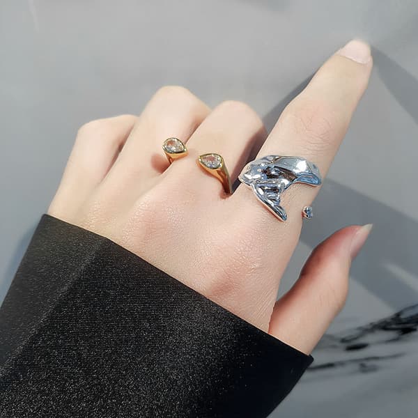 Enkel geometrisk uregelmæssig ring i rustfrit stål til fest