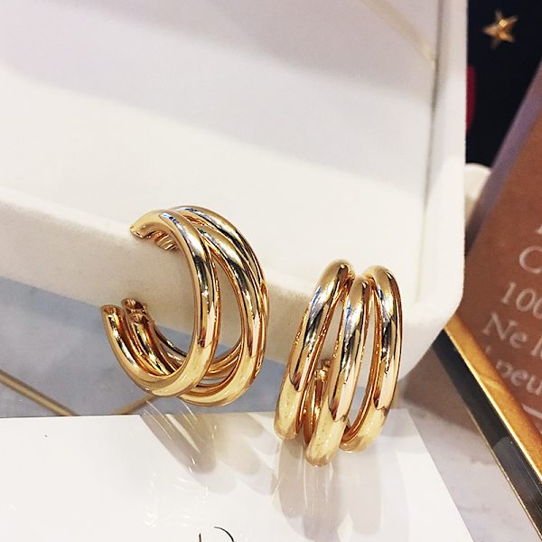Fashion Koreansk Metal Elegant Hoop Øreringe Kvinde 2022 Ny Vintage