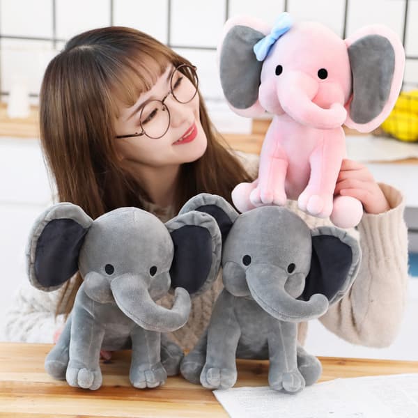 Rosa elefant plysj
