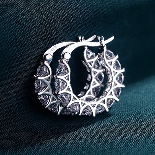2 pakka Infinity Zircon Gradient Hoop -korvakorut platinassa tai kullassa