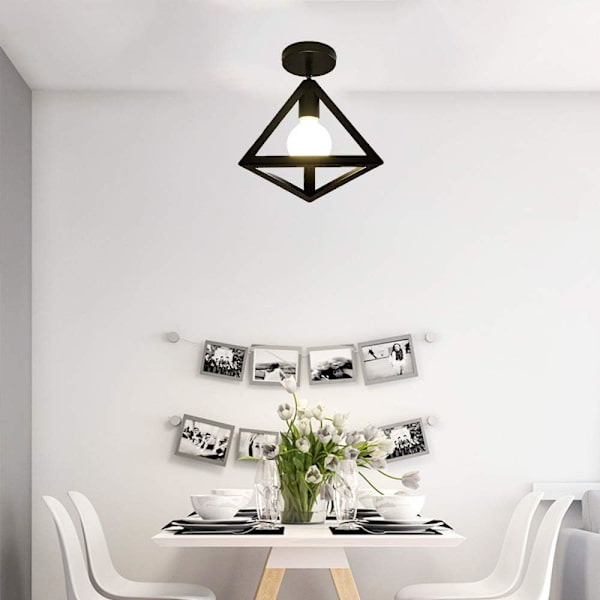 Moderne loftslampe i burform