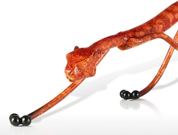 Leopard Overlooking Iron Sculpture Home Interior Decoration Craft