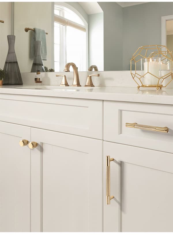 Räfflade Skåphandtag, 96mm Hålcentrum, Guld 2 Stycken