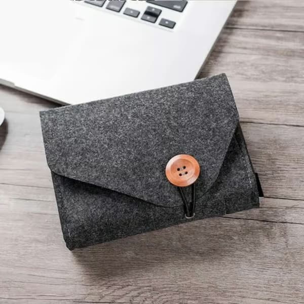 Organizerbag for mus og Macbook-lader, klassisk filt Pr