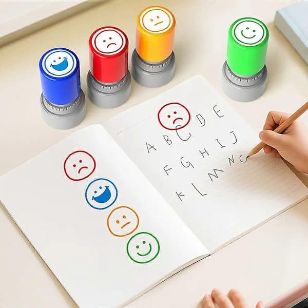 Smiley Face Teacher Stamps Set, 4 Pcs Self-Inking Emoji Stamps for Grading, Homework Feedback and Classroom Behavior