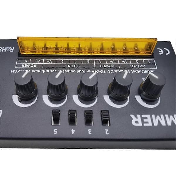 egnet for d550 rgbw rgbww led dimmer kontroller dc5-24v 10a 5ch