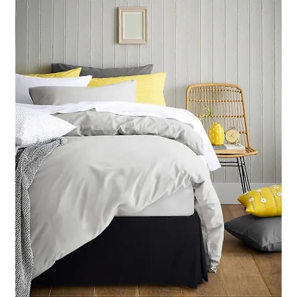 Ruffle Skirt Double Brushed Soft Polyester Microfiber - Pleated - Fits Under Mattress & Down to Floor - Bed Skirt (Black)