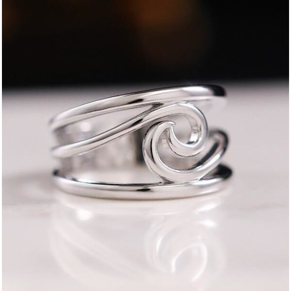 Geometrisk våg ring smycken kvinnors enkel glänsande ring Size 8