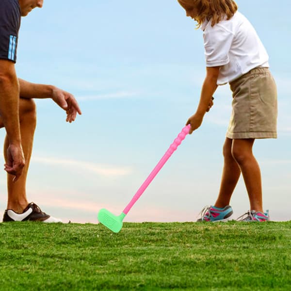 Golf-setti lapsille, lasten mailat, mini-lelut, golf-vanhempa-lapsitoimintaa sisä- ja ulkotiloissa