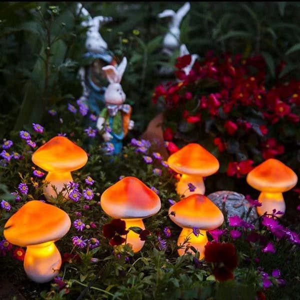 LED-sienilamppu ulkokäyttöön puutarhaan ruohokoristevalot