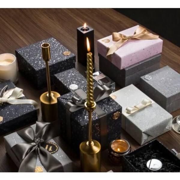 10 ark, Blomma pappersmoln förtjockat papper guld och silver prickar fint papper svart presentpapper