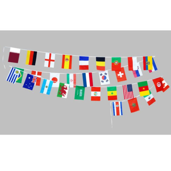 MM-lippu (32 kansallista merkkinauhalippua, 14*21 cm)