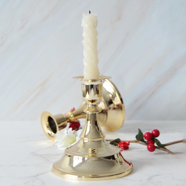 Candle Stick Europæisk stil Genanvendelig elektroplade Elegant jern Golden Candle Stand Husholdningsartikler