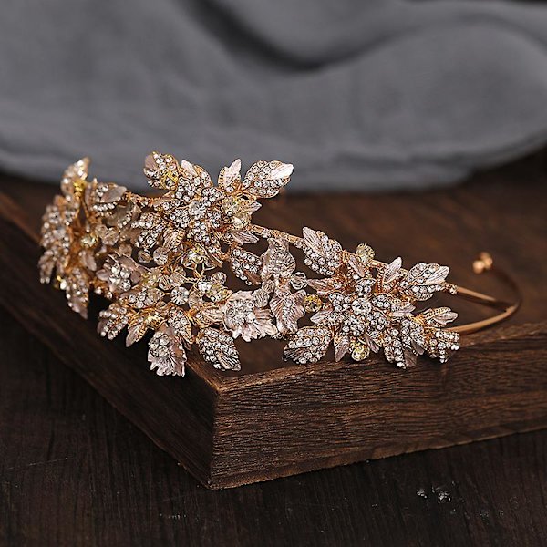Kvinder Brudekrone Hovedstykke Legering Blade Skinnende Rhinestones Pandebånd Pandehår Fast Hårløkke Til