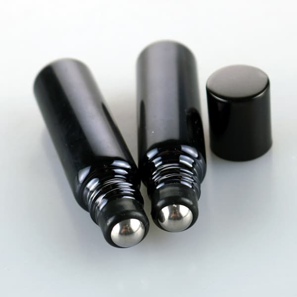 Påfyllningsbara 7-pack parfymflaskor i glas 5 ml svarta bärbara eteriska oljeroll-on-flaskor lätta rese-tomma