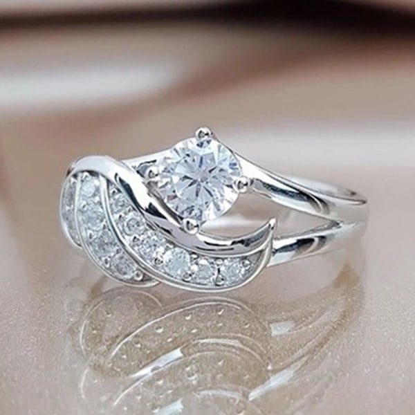 Kvinder Ring Cubic Zirconic Indlagt Rund Legering Angel Wing Form Vielsesring Forslag Ring Golden US 10