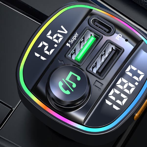 FM Transmitter Bluetooth Dual USB Biloplader 7 Farver Højtydende Stereo Universal Pasform til Biler