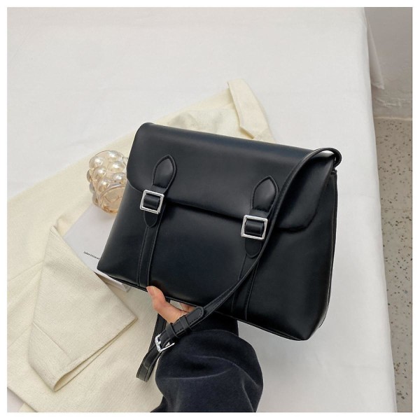 Retro Trend Messenger Bag Mode fyrkantig väska Axelväska med stor kapacitet (svart)