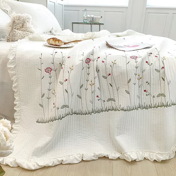 Elegant Tencel-broderad Bomullsfilt - Vit med 2 Kuddfodral