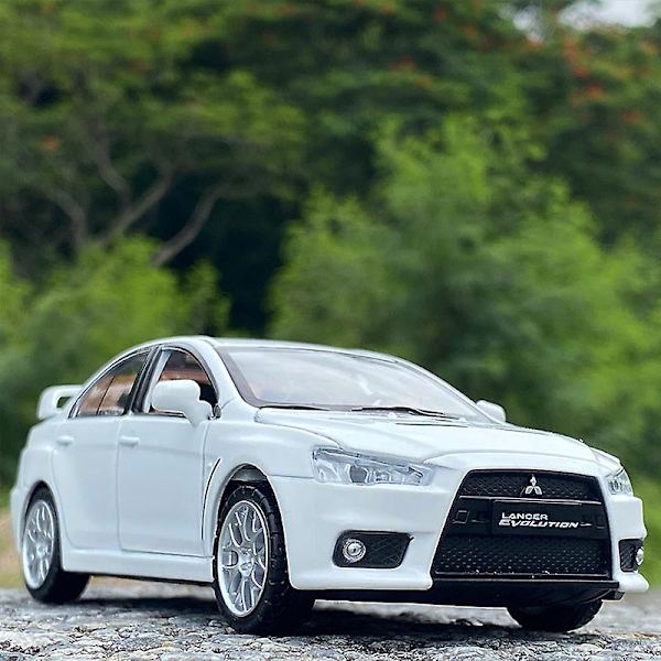 1:32 Mitsubishi Lancer Evo X 10 metalliseos automalli painevalettu metallilelu ajoneuvot automalli simulaatio äänivalokokoelma lapsille lahja