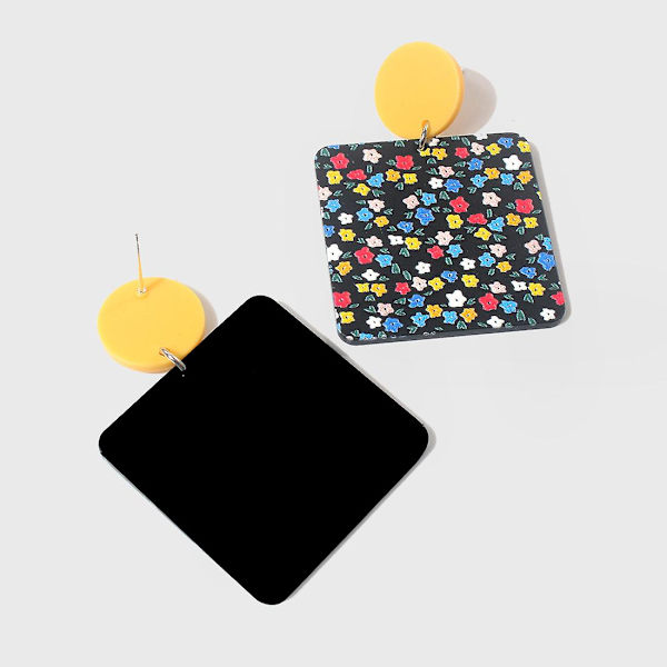 Korvakorut Square Stud Muotikorut B2117 F20830-2