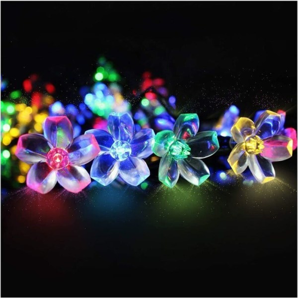 Kahdeksan toimintoa värillinen kirsikankukkia 7 m 50 LED-valoa Solar Fairy Lights valonauhat ulkokäyttöön, sisätiloihin