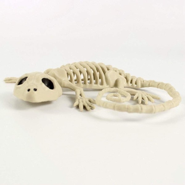 Gecko Skull Ornament,