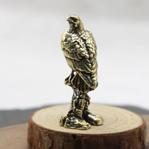 4 stk håndlavet ørnefigur Nem at rengøre kobber Antik håndlavet ørnestatue til skrivebordet