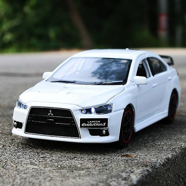 1:32 Mitsubishi Lancer Evo X 10 metalliseos automalli painevalettu metallilelu ajoneuvot automalli simulaatio äänivalokokoelma lapsille lahja