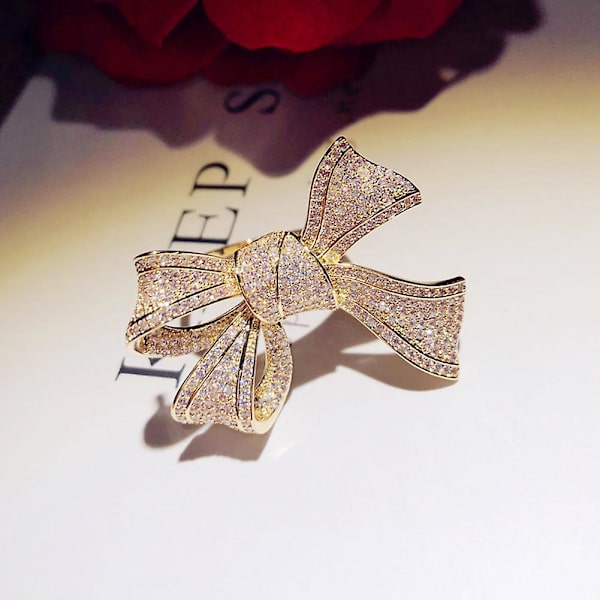 Mode Kvinnor Cubic Zirconia Inlagd rosett Finger Ring Bröllopsfest Smycken Present US 10