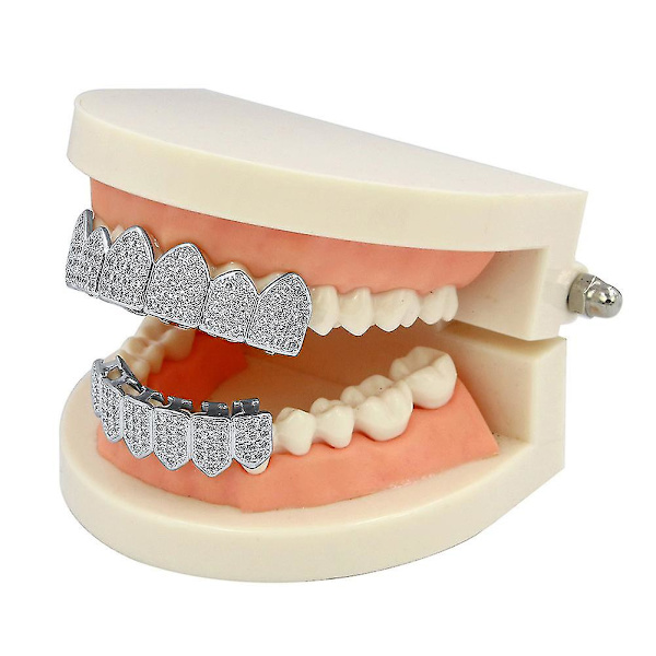 18k kullatut, hopeoidut Hip Hop Vampire Fangs -hampaat
