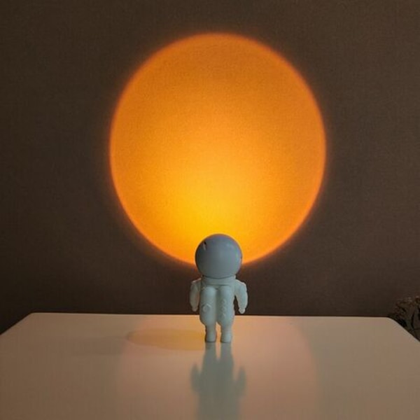 Astronaut Sunset Lamp, RGB Sunset Projector Lamp Home Decor 12cm