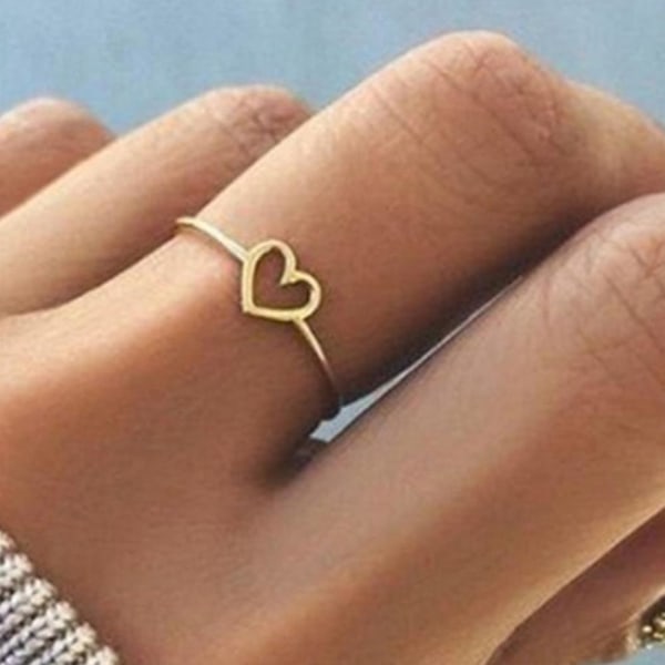 Mode Kvinnor Bästa Vän Brev Hollow Heart Finger Ring Smycken Födelsedagspresent Golden US 7